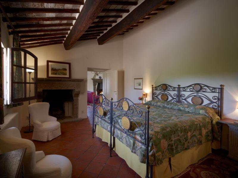 Montauto Suites Chianciano Terme Buitenkant foto