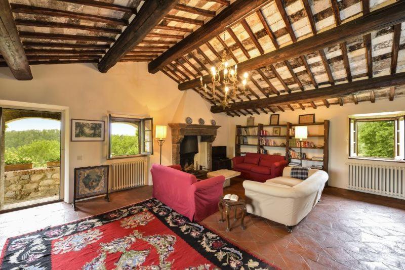 Montauto Suites Chianciano Terme Buitenkant foto